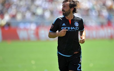 亿兆电竞精华-三笘薰传球穿透整条防线