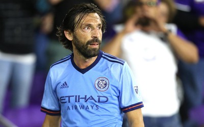 亿兆电竞热议-欧冠淘汰赛巴黎两回合-横扫皇马